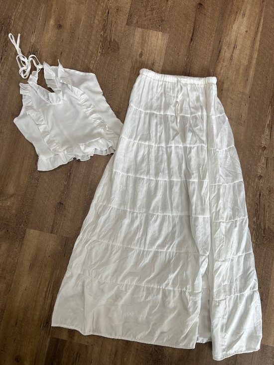 Dresses & Skirts - White Maxi Skirt - Lightweight Summer Skirt size small